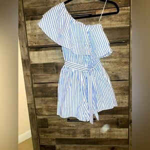 HYFIVE one shoulder romper- size Small- Excellent Condition